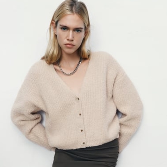 Zara Sweaters - NWOT FAUX FUR KNIT JACKET